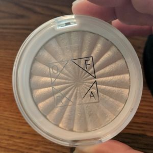 OFRA x Nikkietutorials Glazed Donut